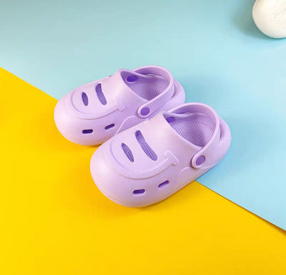 Chancla Crocs Paga 2 lleva 3 (Gratis cartuchera) $153.800