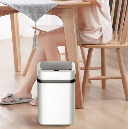 Caneca de Basura con Sensor