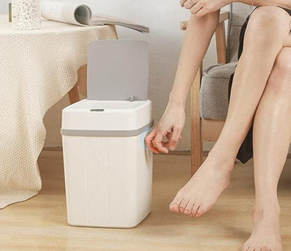 Caneca de Basura con Sensor